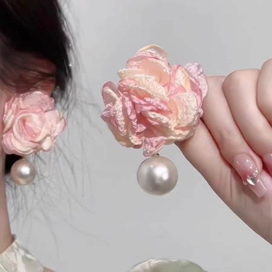 Pink Mist Rose ~ Vacation-style flower pearl Stud earrings, a new bestseller in 2025, with a light luxury and high-end feel full figure