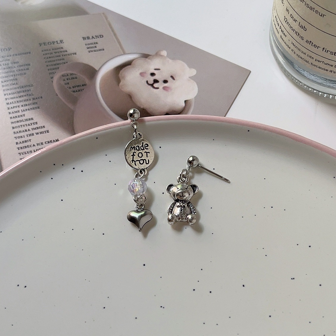 Asymmetrical bear stud earrings for women, with a light luxury and niche design, exude a sense of sophistication. They are fashionable, elegant and sweet earrings for women Application Scenario