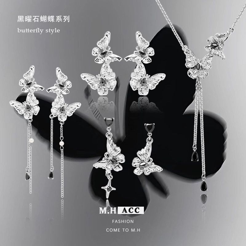 Obsidian butterfly earrings, tassels, high-end style, original cold style earrings, women's fashionable and exquisite stud earrings wholesale full figure