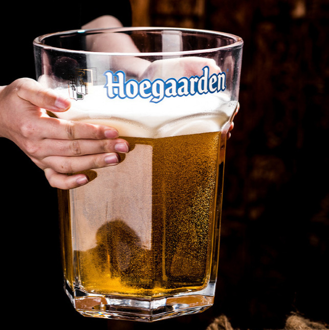 Craft beer mug, Belgian Foga beer, Foga White Pint glass draft beer mug