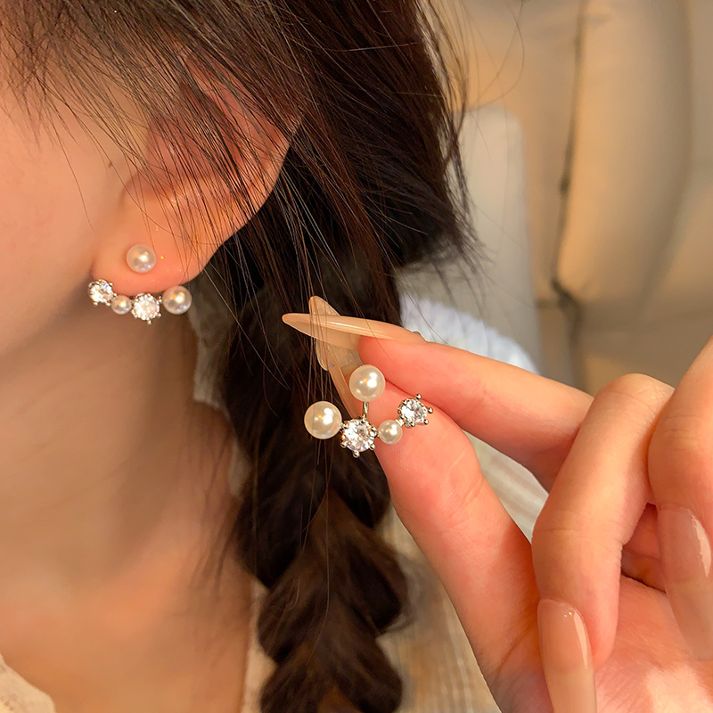 Korean zircon pearl stud earrings, a new bestseller in 2024, are unique back-hanging earrings for women and exquisite small earrings details Picture