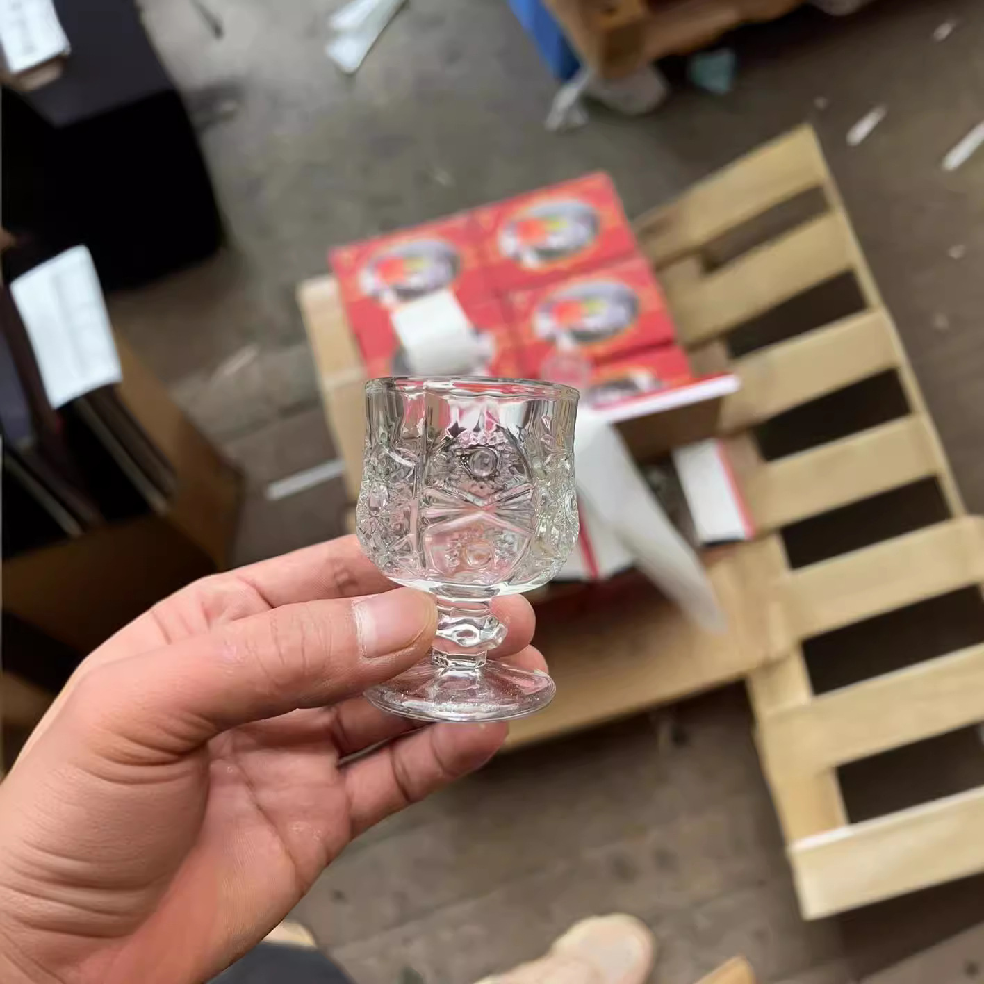 Factory direct supply of European-style household glass, diamond, highball glasses, wine glasses, thickened foreign wine glasses, champagne glasses and wine glasses Item Picture