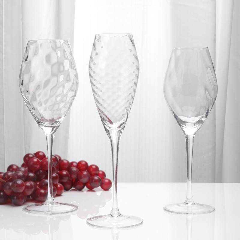 High-end creative and dazzling red wine glasses, crystal glass red wine glasses, goblets, home sets, high-appearance-level wine glasses Specification drawing