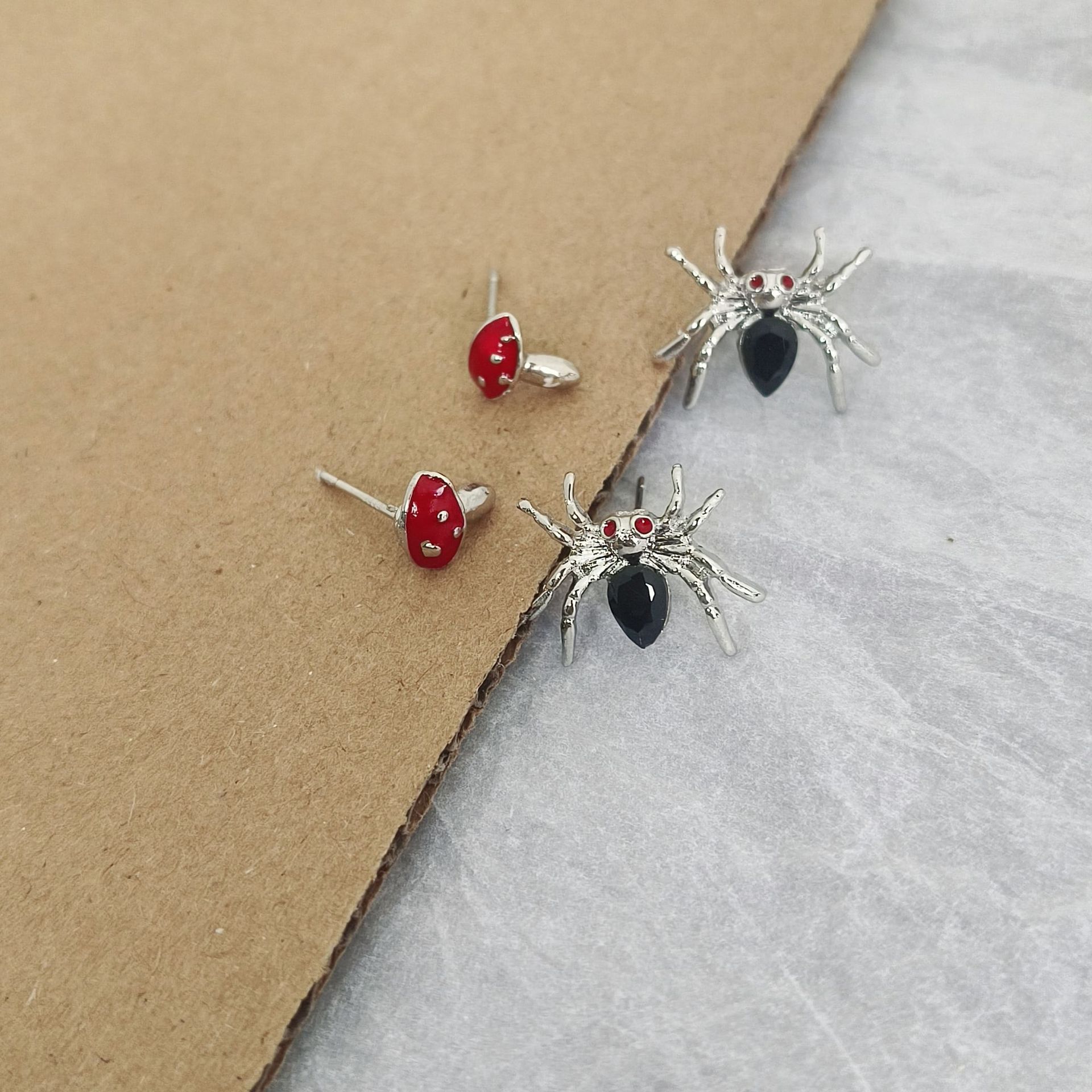 Personalized 6-piece set of stud earrings ~ Sweet and cool style, sparkling diamond, spider flower stud earrings for women, small and exquisite, elegant and fashionable design sense details Picture