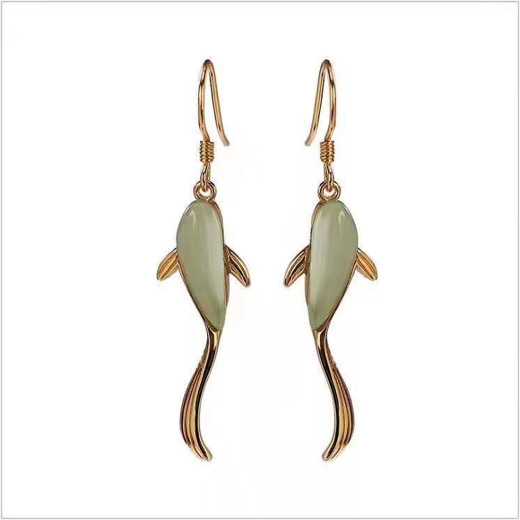 New Chinese-style ancient-style blue fish anti-jade ear hook, feminine charm, versatile design, like a fish in water, vintage earrings Item Picture