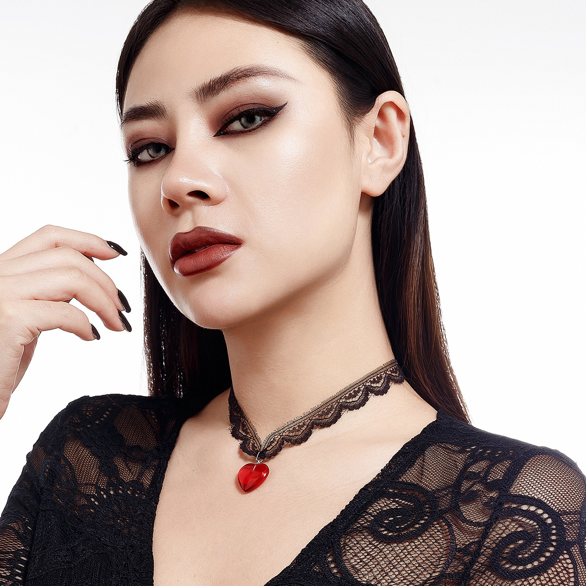 Black versatile lace collarbone chain with a sweet and cool style, red glass heart-shaped pendant necklace for cross-border European and American jewelry details Picture