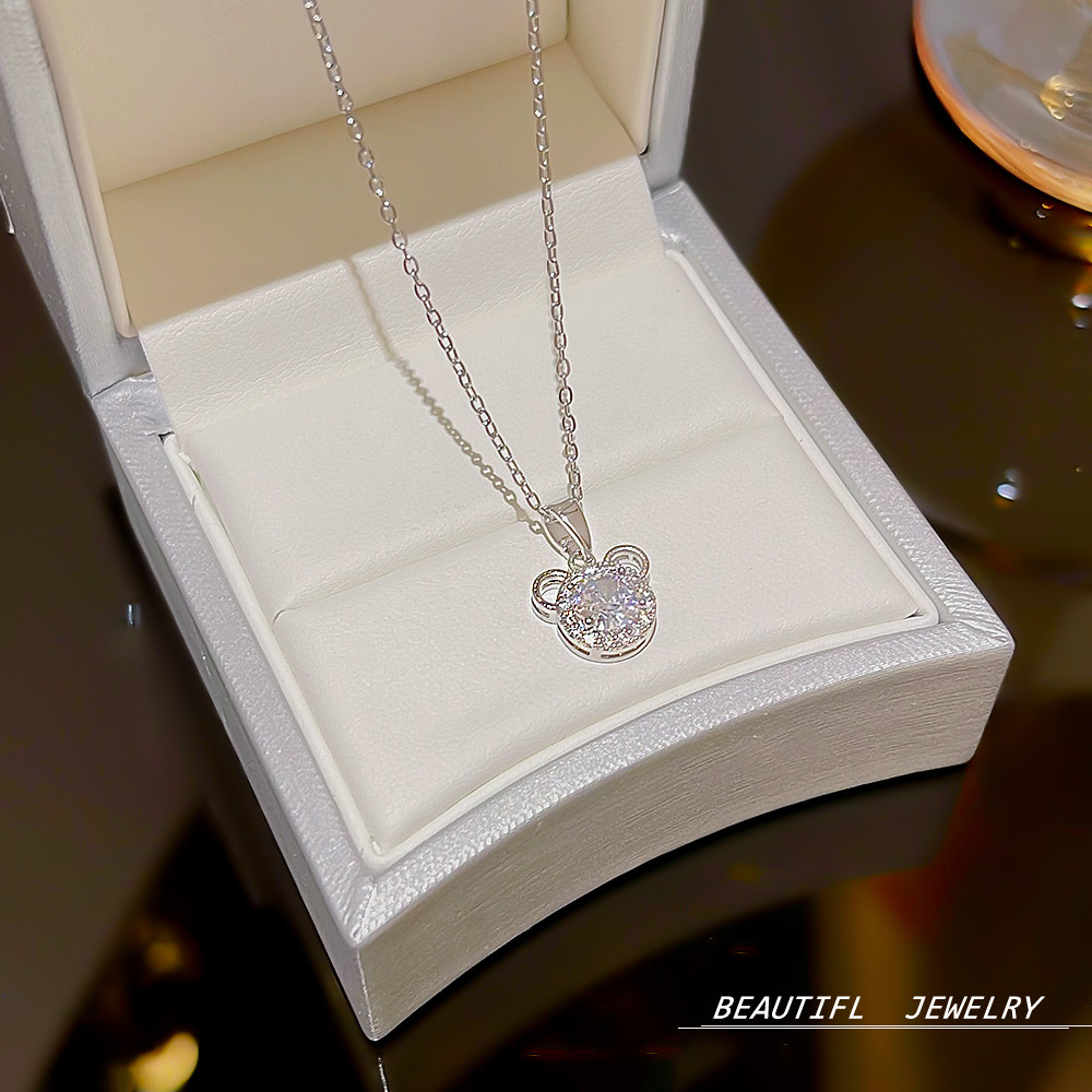 Super Flash Zircon Petal Necklace with a light luxury and niche design sense collarbone chain 2024 new style bestseller necklace accessory wholesale details Picture