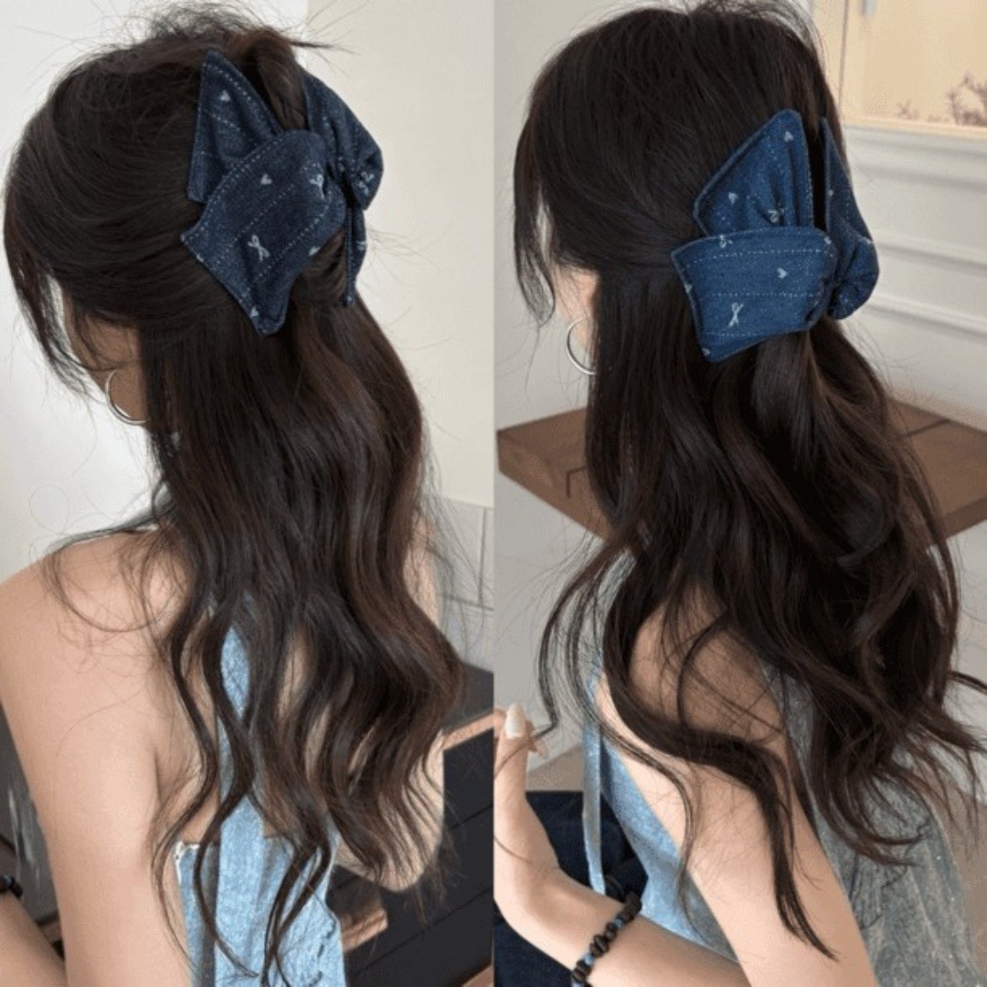 Bow-shaped heart-shaped denim triangular grabbler for women, new high-end hairpin, shark clip at the back of the head, cartoon style details Picture