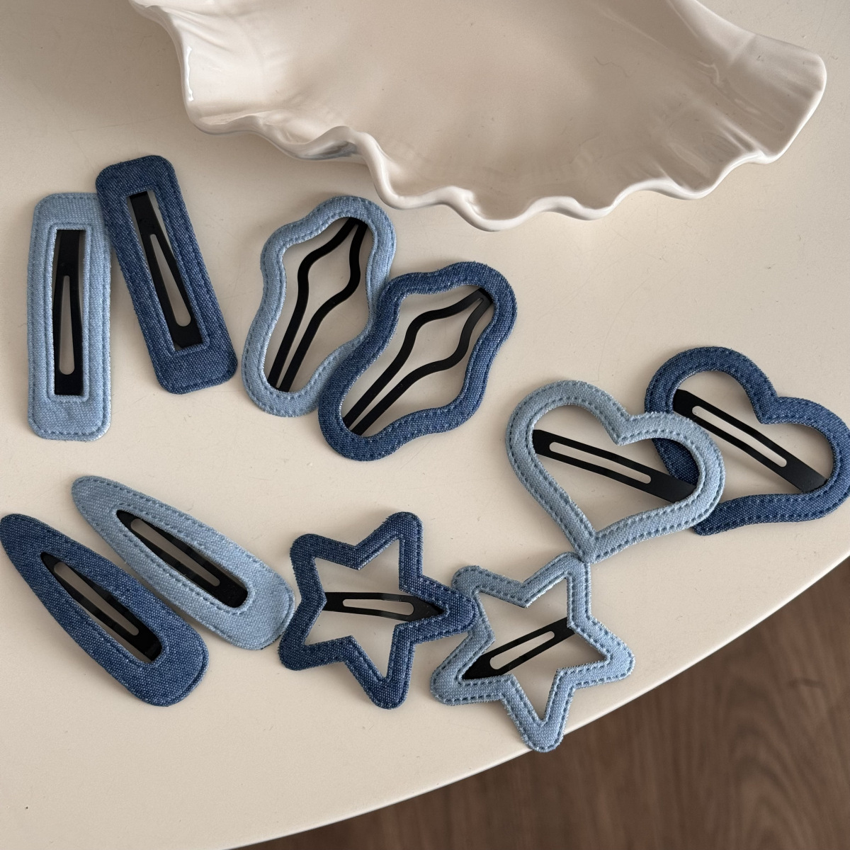 Denim blue fabric bb clips, cute dopamine baby hair clips, broken hair side clips, bangs clips, new hair accessories details Picture