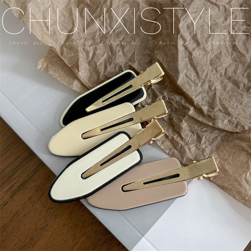 Invisible hair clips, summer bangs clips for women, popular 2023 new style forehead small hair clips, side duckbill clips headwear full figure