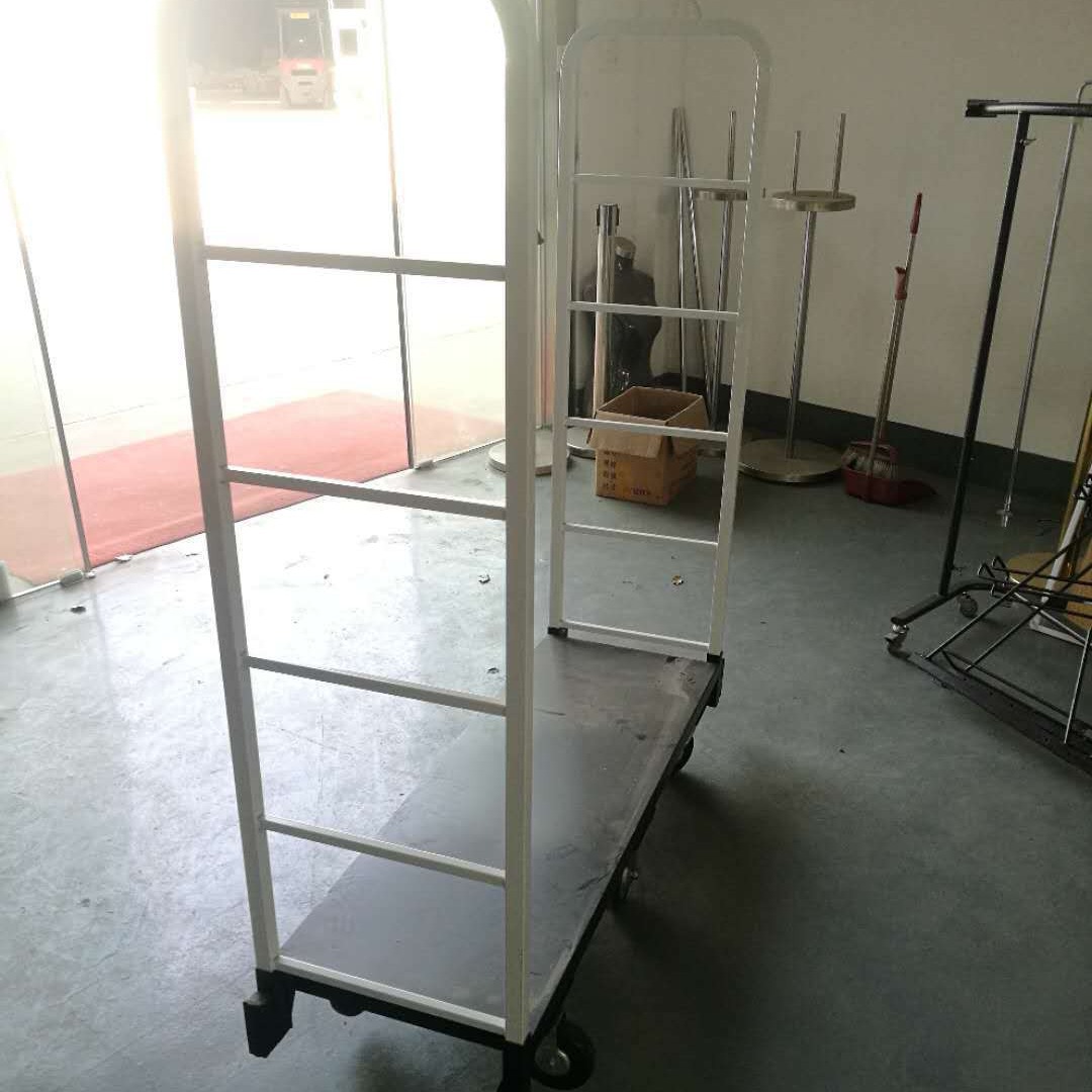 The manufacturer supplies six-wheel sorting carts, folding trolleys, Aeon type handling and picking carts, and U-shaped sorting carts Application Scenario