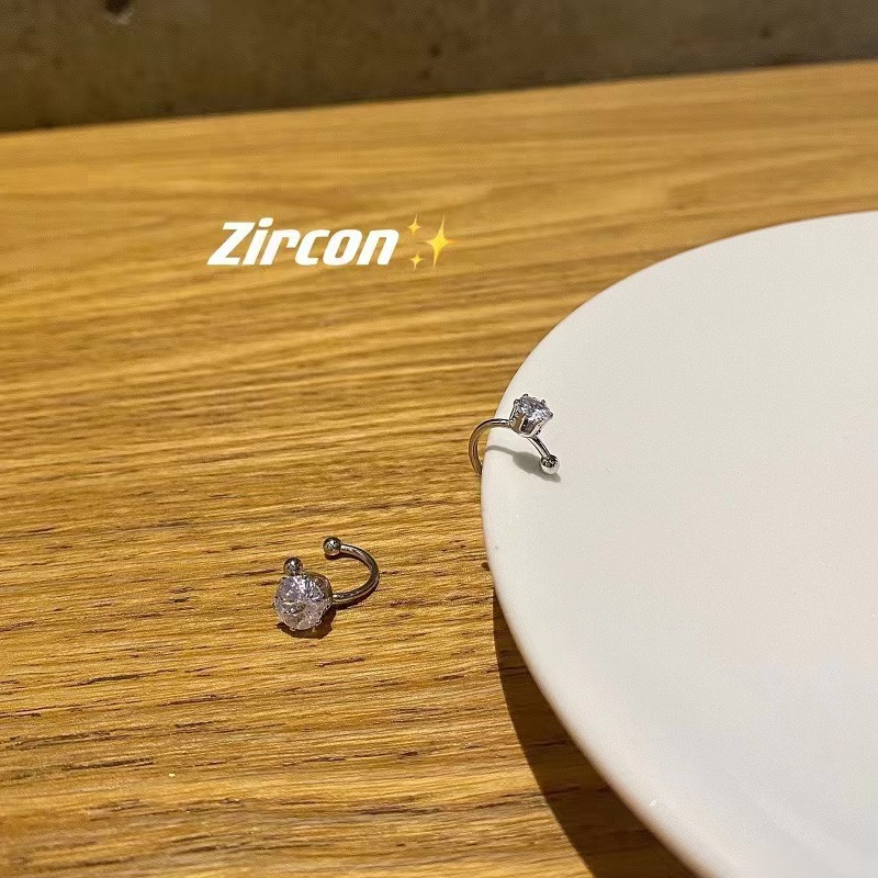 Super dazzling ~ Exquisite and elegant zircon ear bone clips, a niche design with a high-end feel, no ear piercings, and trendy earrings for women on Instagram Application Scenario