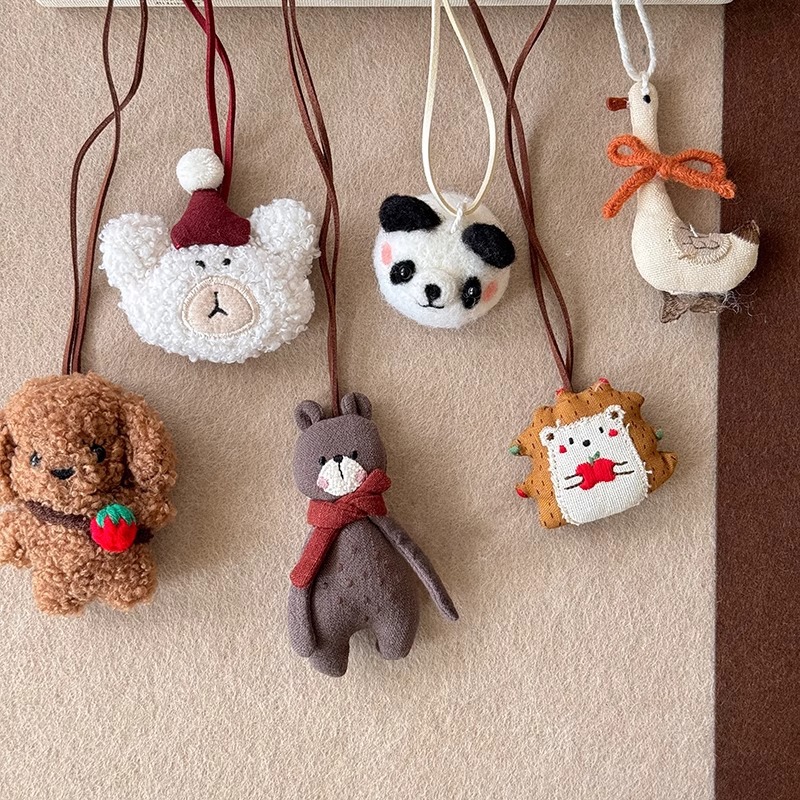 Cartoon and cute plush fabric animal necklaces for women, a niche artistic and retro style sweater chain pendant details Picture