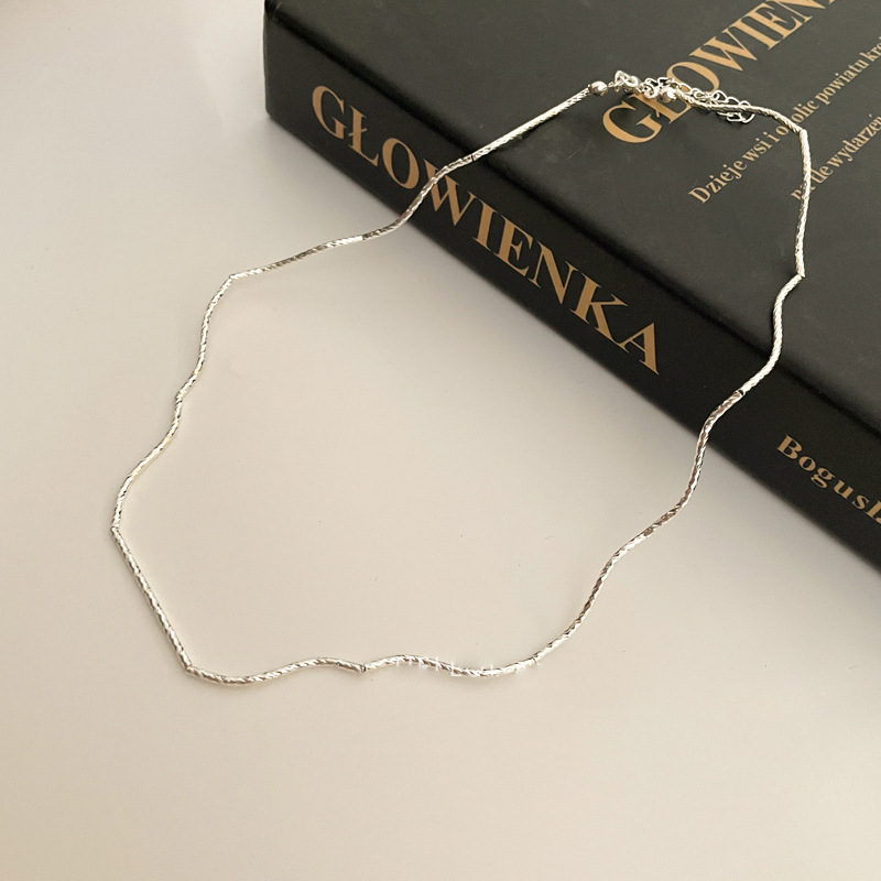 Super beautiful Galaxy sparkling water wave chain necklace, women's wave collarbone chain, women's Spring and summer necklace, 2023 new style women's Instagram Application Scenario