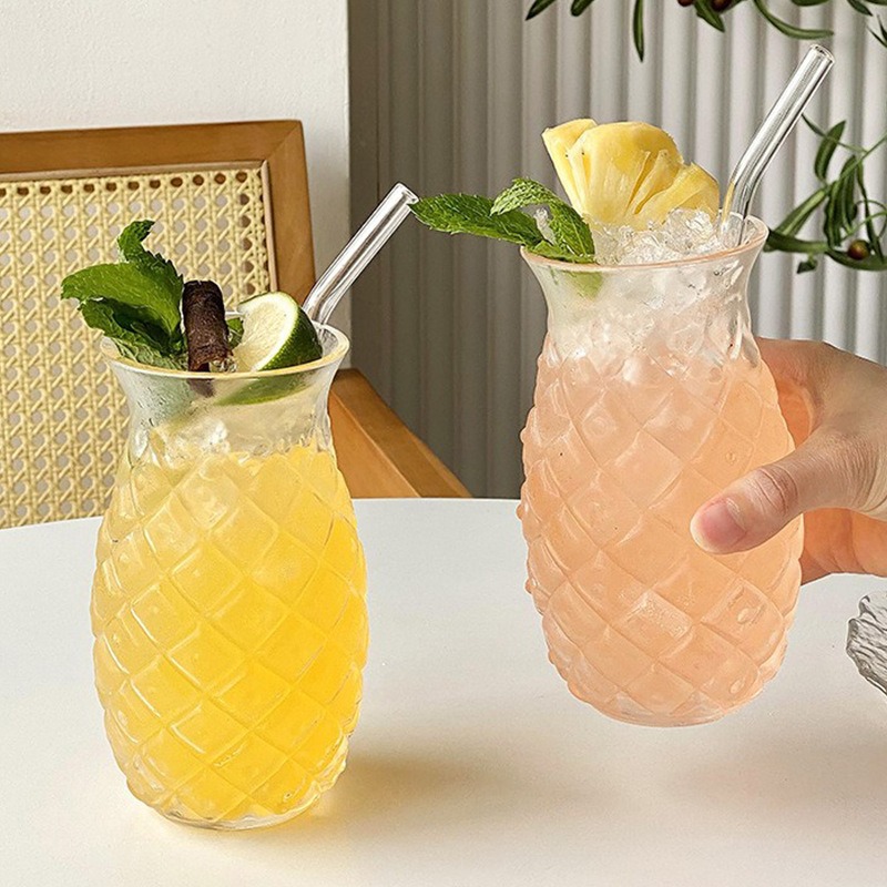 Creative pineapple-shaped glass cups, embossed cocktail cups, restaurant personalized juice cups, bar internet-famous cocktail glasses full figure
