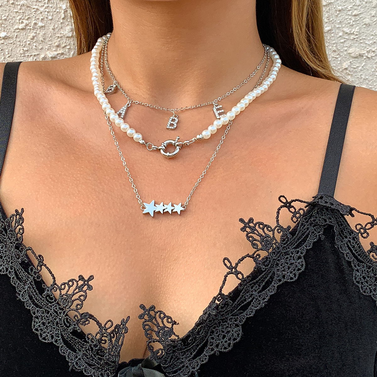 European and American cross-border jewelry, retro mixed and matched imitation pearl chain necklace, studded with water diamonds, star-shaped letters, stacked necklaces for women Specification drawing