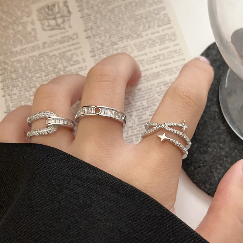 A new Korean style of layered star-shaped zircon ring for women's ins, with a cold and elegant touch and a slightly inlaid index finger opening ring trend Specification drawing