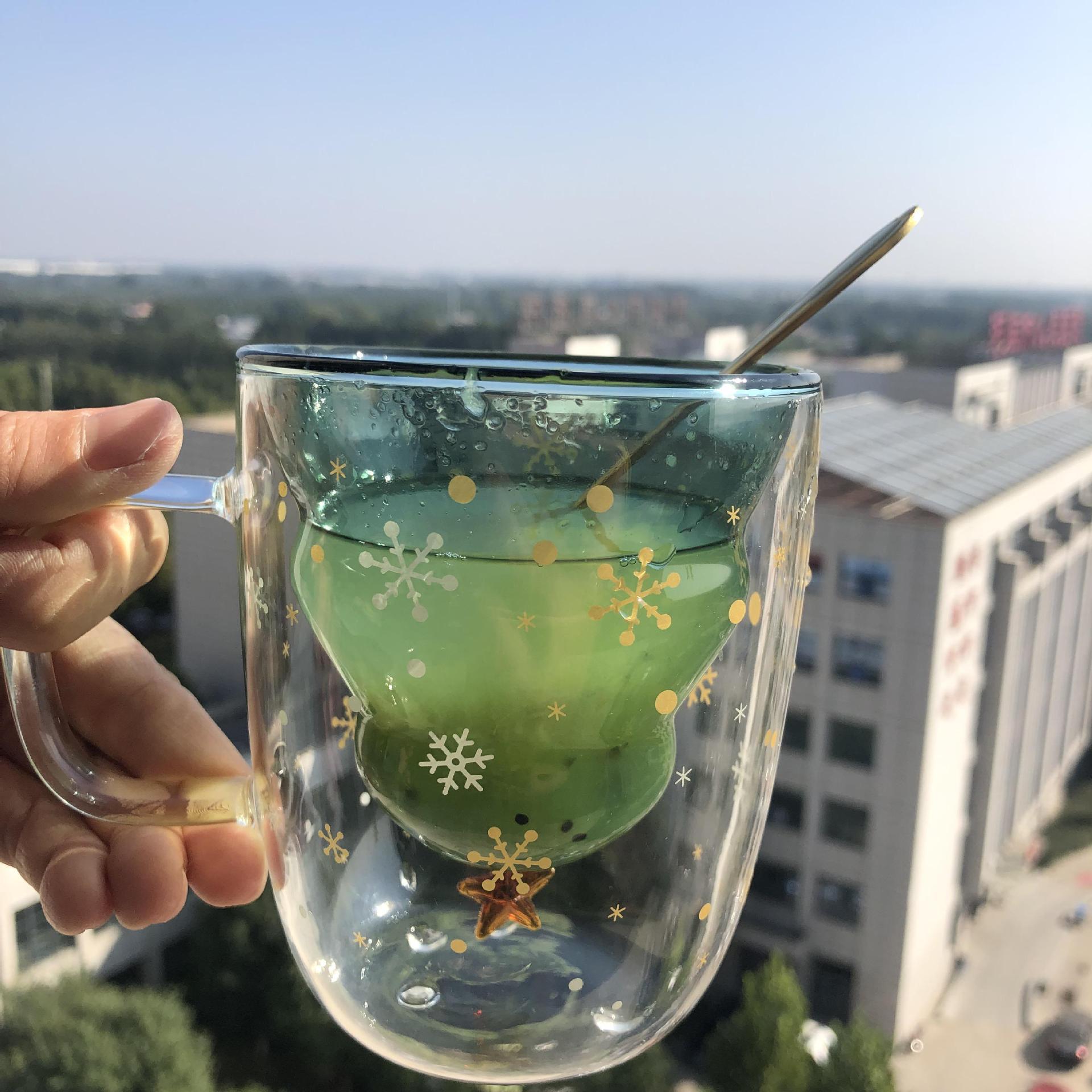 Popular Christmas tree, cute Star wish cup, StarWish creative double-layer glass cup, household drinking and breakfast cup for women Application Scenario