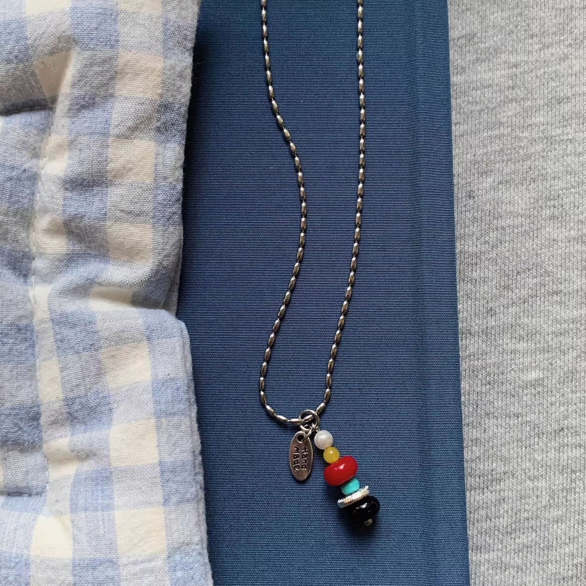 Wishing Tower color-blocking beaded pendant necklace for women, Korean niche design sense rice bead chain, fashionable and versatile collarbone chain full figure