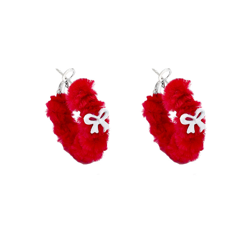 The autumn and winter plush bow ear rings exude a unique and high-end charm for women. The gentle earrings are a retro bestseller and a personalized accessory Item Picture