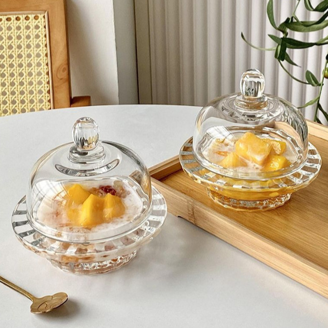 Glass dessert bowl, transparent tasting cup, covered fruit and bird's nest bowl, creative sugar water bowl, silver ear porridge bowl, exquisite soup cup Application Scenario