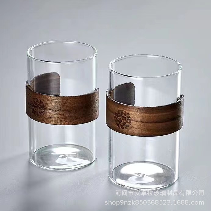 Customized Chinese-style high-temperature resistant high borosilicate glass water cups, household drinking cups, living room high appearance level tea brewing cups for entertaining guests Application Scenario