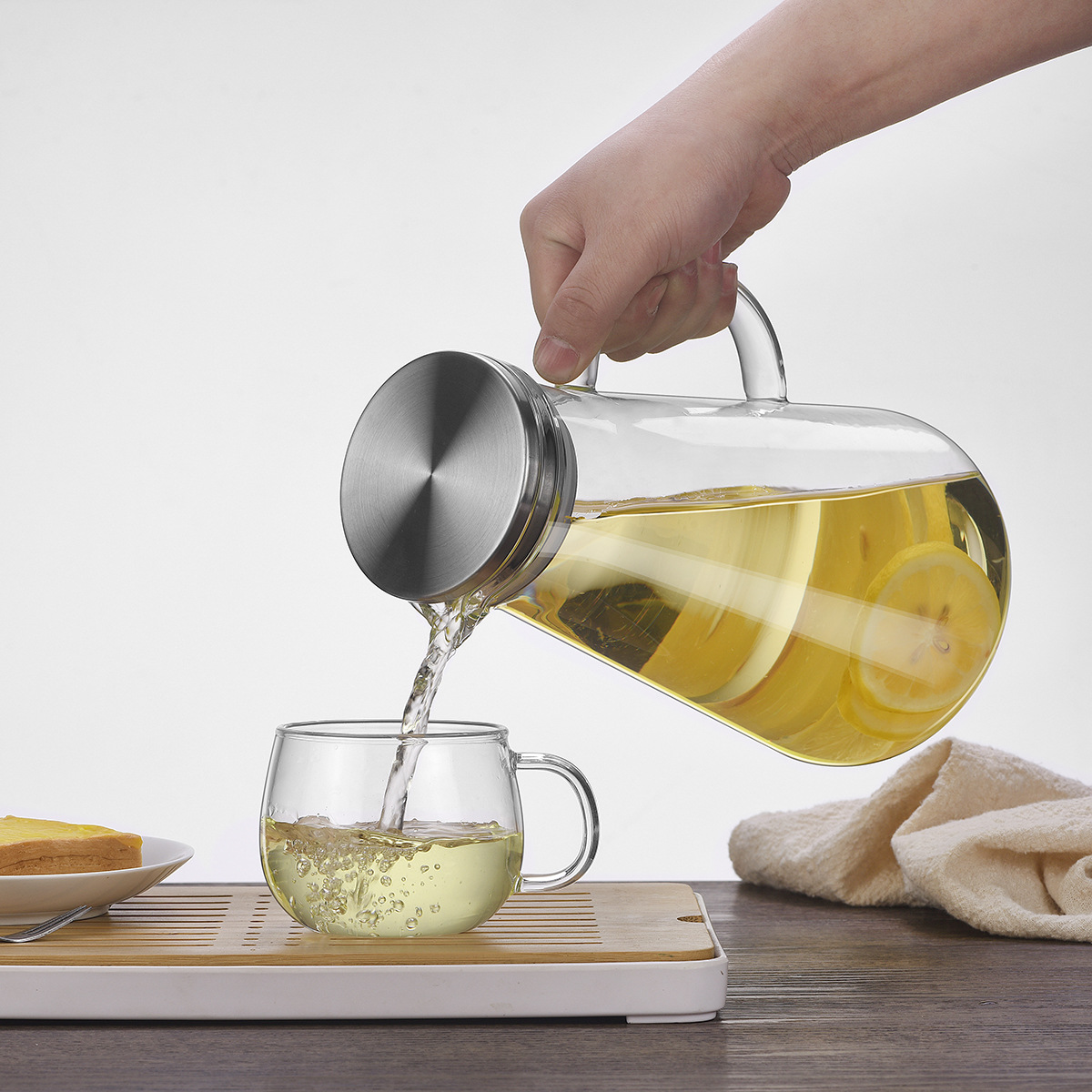 【 Customized LOGO】 Transparent glass kettle, household cold water kettle, cold water kettle set, large-capacity water container Application Scenario