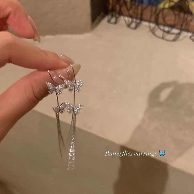 Elegant, versatile, fashionable, high-end, exquisite, and niche tassel long stud earrings. A trendy and light luxury design for women on Instagram Specification drawing