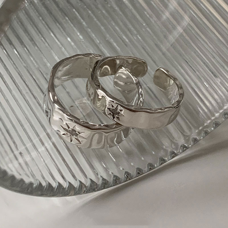 Simple couple rings, plain bezel starlight zircon diamond ring, women's niche design, high-end feel, 2023 new trend Specification drawing
