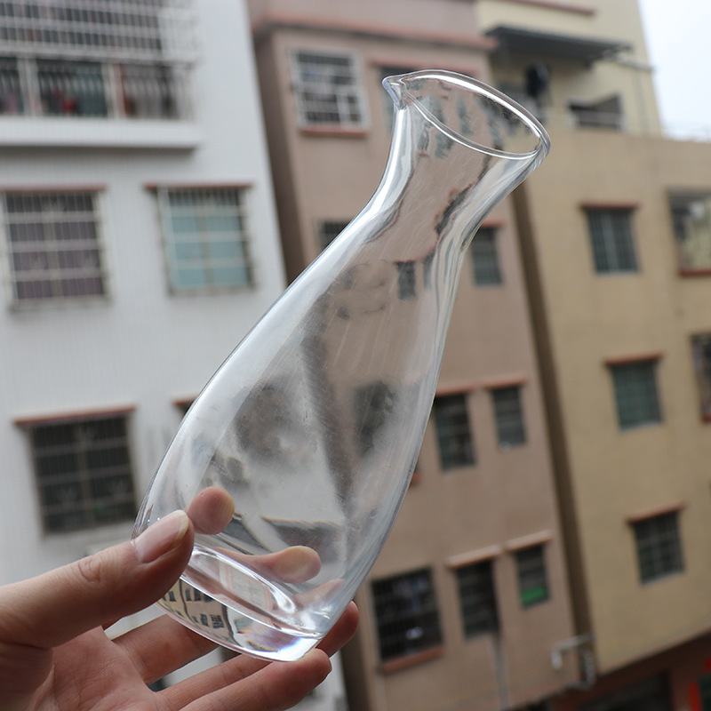 Thickened glass liquor divider, liquor decanter, small wine pot, brewing pot and clear wine pot, factory direct sale at special price Application Scenario