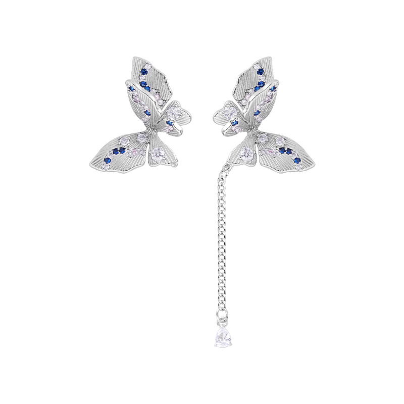 The texture Butterfly Zircon series features a light luxury, exquisite, sweet and cool, spicy girl style necklace, fashionable and versatile, and niche earrings and rings for women Item Picture
