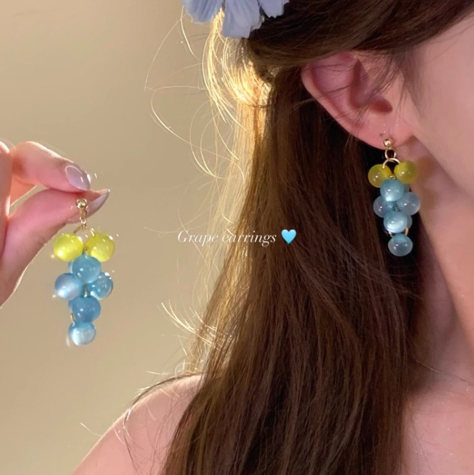 Lychee rose summer clear and transparent dopamine grape beaded earrings, light luxury, niche and high-end stud earrings details Picture