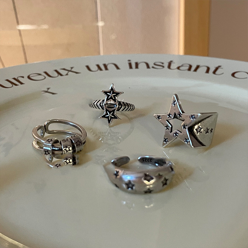 Korean retro, aged, niche and unique hollowed-out five-pointed star silver vintage ring for women on Instagram with adjustable opening full figure