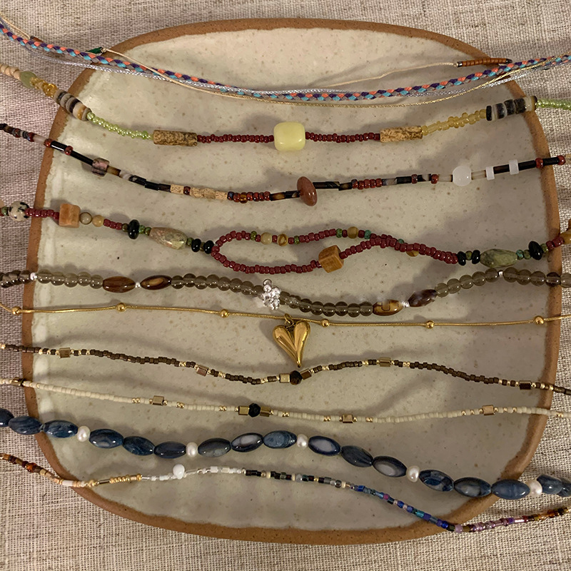 Retro beaded necklace collection, heart-shaped pendant necklace, elegant layering collarbone chain for women, 2023 new ins style details Picture