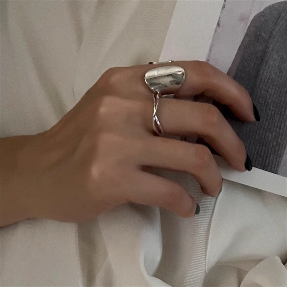 Heavy industry wide surface, strong presence, pure silver ring, women's Instagram fashion, individuality, niche, cool Japanese and Korean style open ring Specification drawing