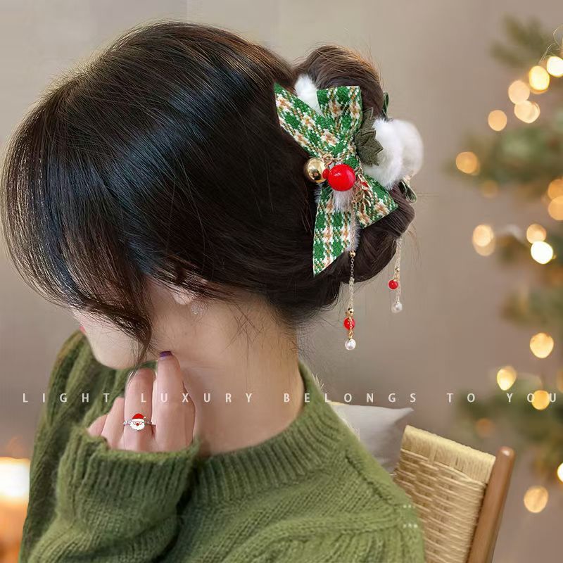 Autumn and winter bestsellers: Bow clip, sweet and elegant for women, tassel plush clip, hairball shark clip, updo clip details Picture