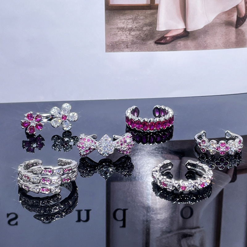 The new cool and dazzling rose red bow flower ring with a unique opening snake-shaped ring is a trendy index finger ring from ins Specification drawing