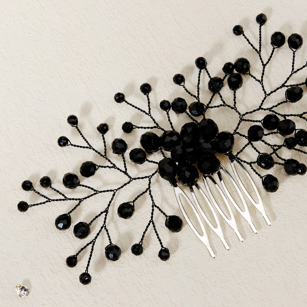 Cross-border new bride wedding hair accessories, handcrafted crystal hair comb, festival party accessories, Halloween black insert comb for women Specification drawing