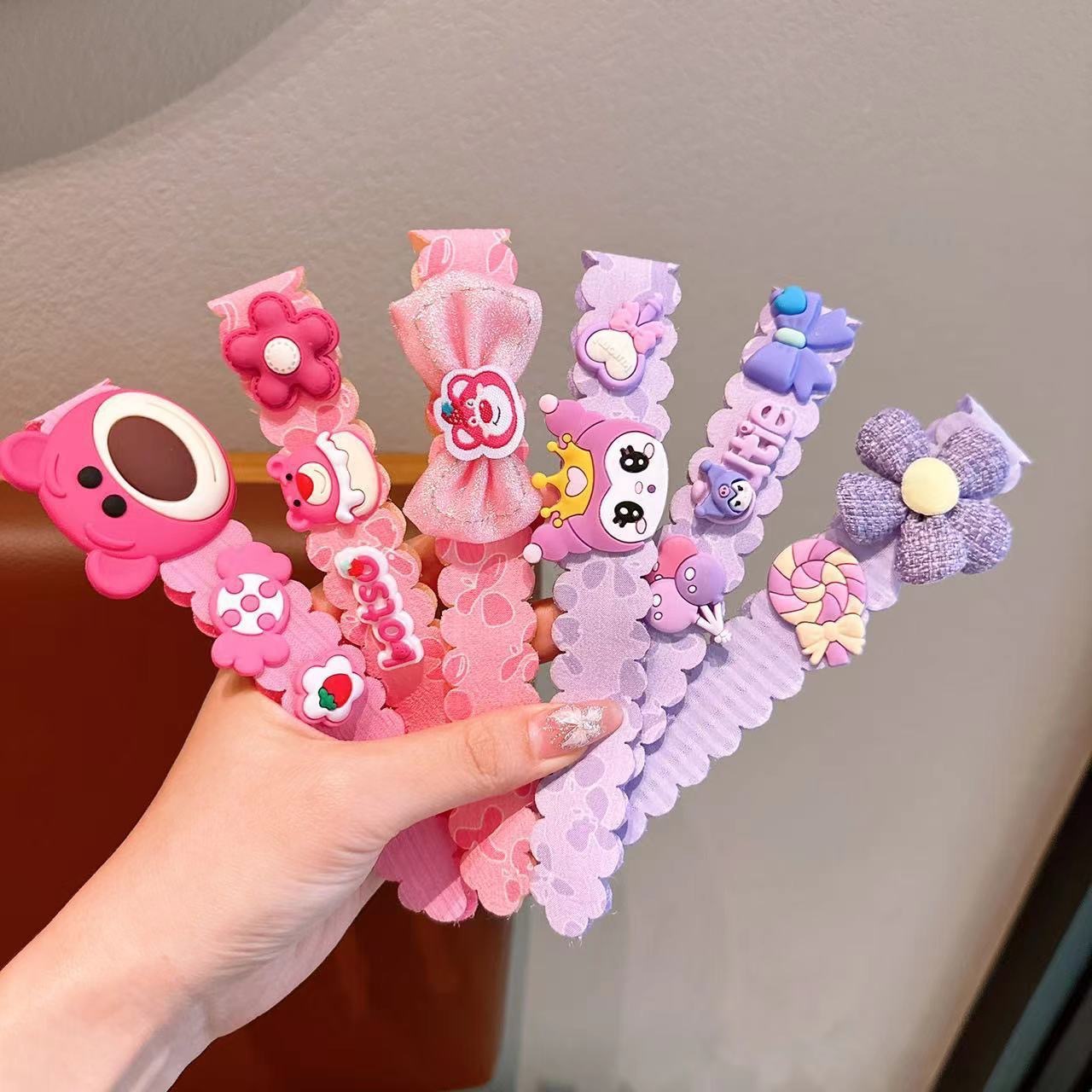 A magic hair patch for girls, baby magic hair patch, little girl Sanrio hair patch, hair band and headwear Specification drawing