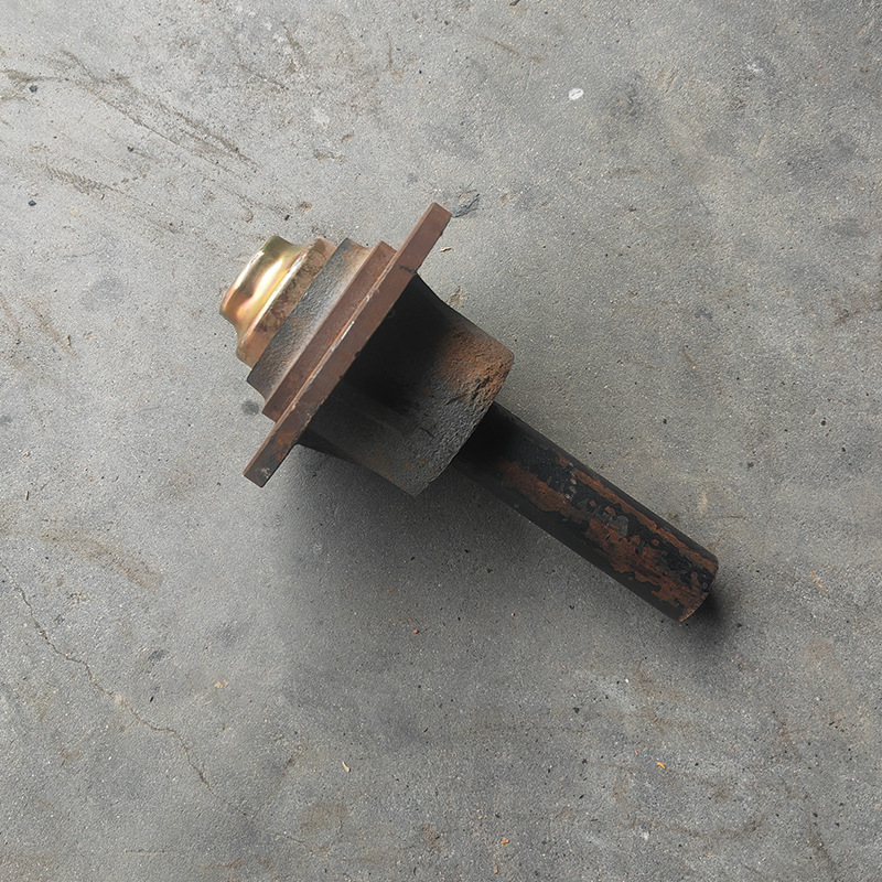 Trailer axle 5-hole with half shaft and 6206/6207 bearing carriage wheel axle flange head details Picture