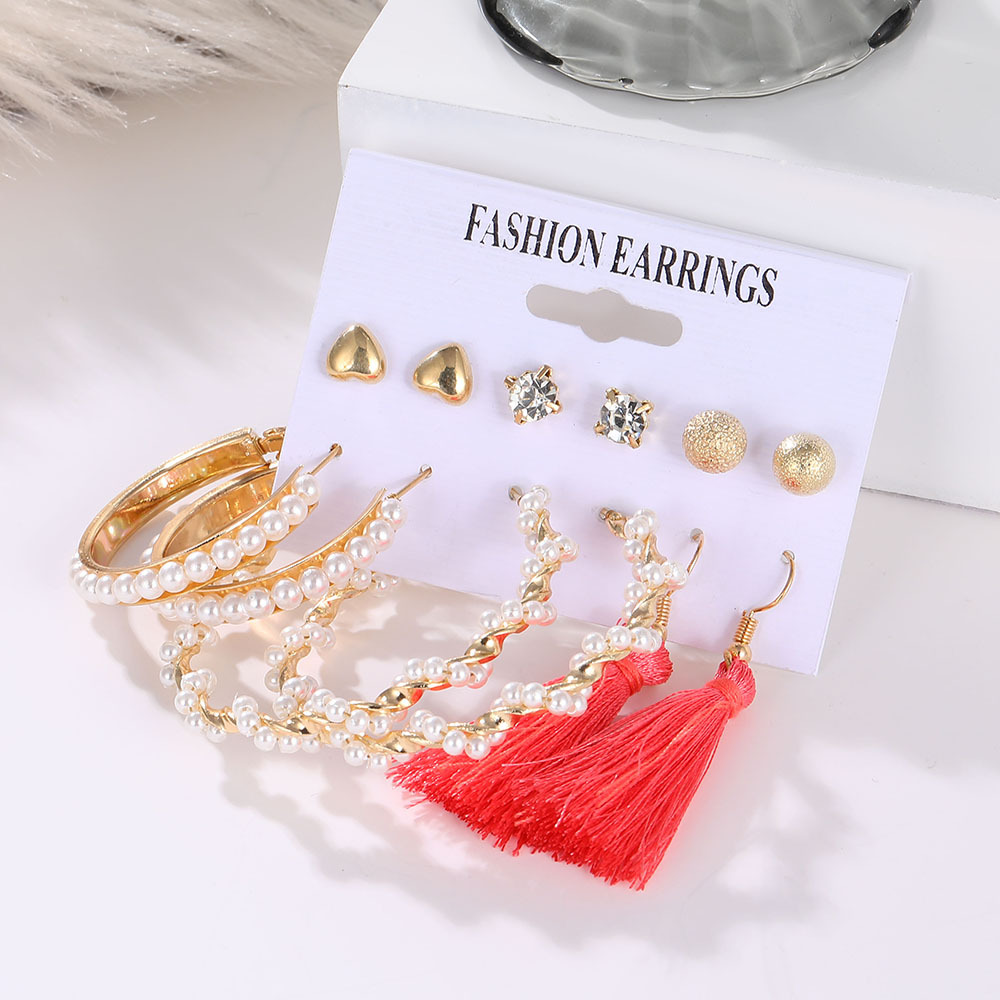 Wholesale of 6-piece sets of cross-border accessories, European and American earrings, geometric metal acrylic sheet tassel stud earrings, and decorative items Application Scenario