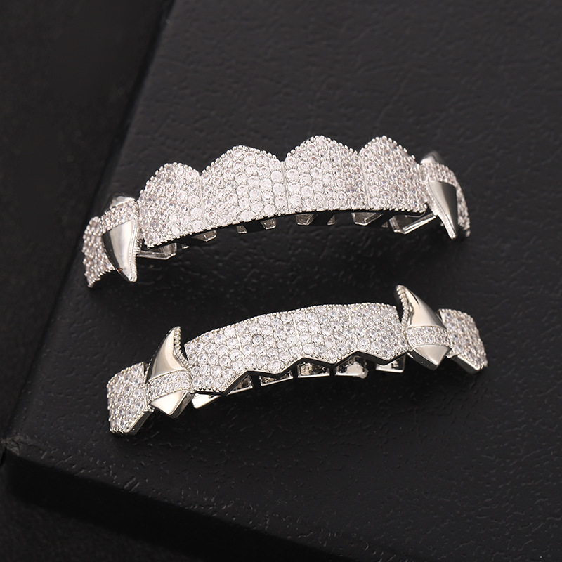 Halloween Vampire Fangs European and American Hip-hop 8 fangs, Grills copper studded with diamonds, personalized and fashionable hip-hop teeth Specification drawing