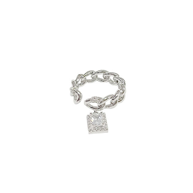 A niche sweet and cool style, unique geometric diamond zircon open ring, versatile and elegant square ring, a layered ring worn by a socialite Item Picture