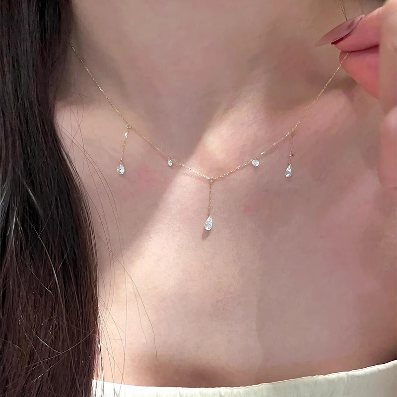 "Starry Sky ~ Water Drop Zircon Tassel Necklace for Women, Light luxury and niche Feel, Ultra-fine diamond collarbone Chain choker. Specification drawing