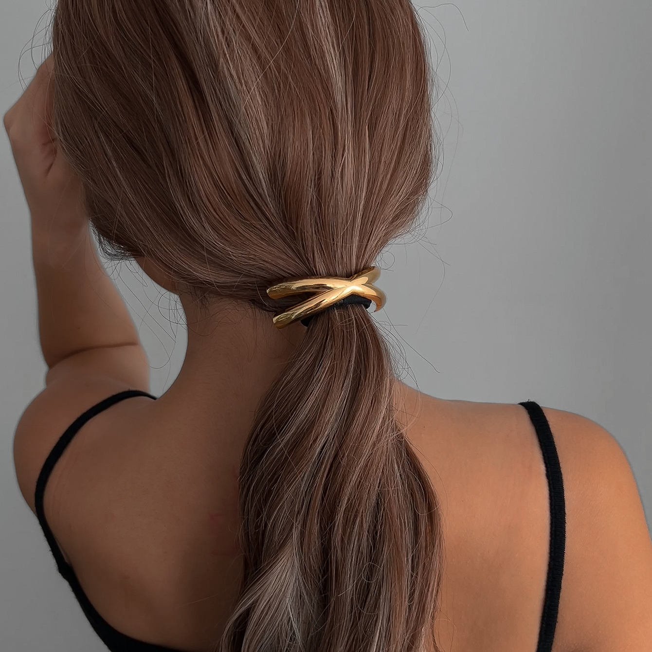Wholesale of cross-border hair accessories from Europe and America: Alloy heart-shaped pleated hair bands, fashionable high-elasticity ponytail hair accessories for women, and hair strings Specification drawing