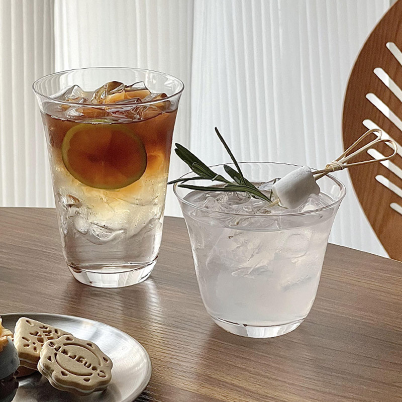 Transparent glass cups, cold drink cups, wide-mouthed iced American latte coffee cups, crystal thin and simple tea cups, cocktail cups full figure