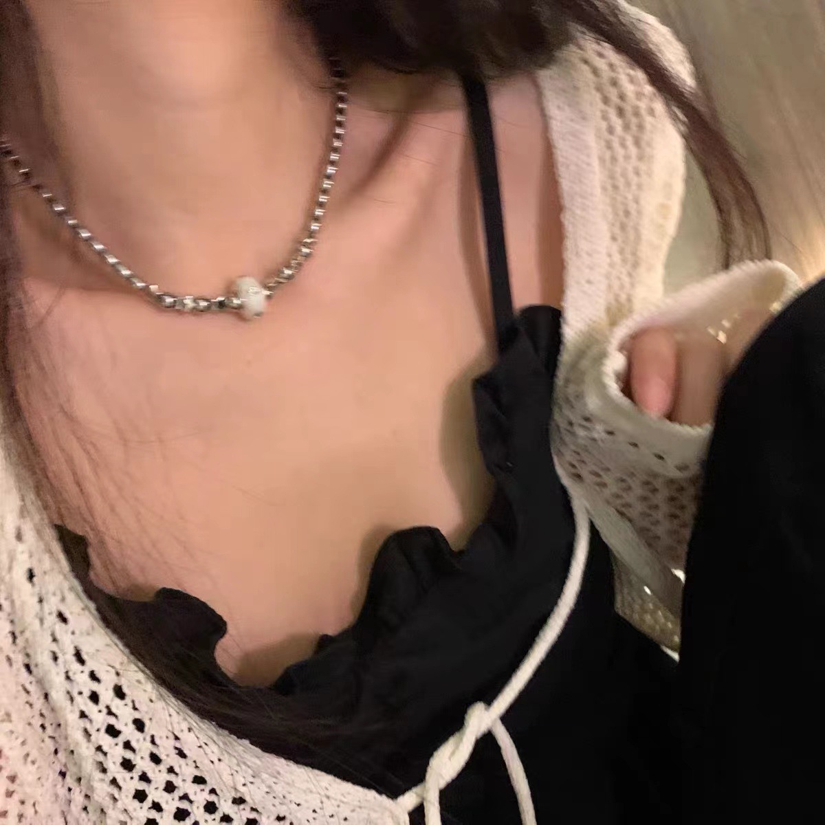 Cool ~ Unique collarbone chain, neutral and cold style necklace, women's design sense, niche accessory, ins necklace details Picture