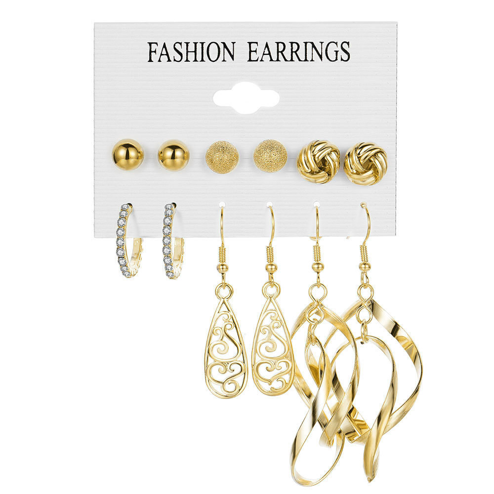 Amazon's best-selling creative butterfly geometric heart-shaped stud earring set, consisting of 36 new personalized moon gold earrings Item Picture