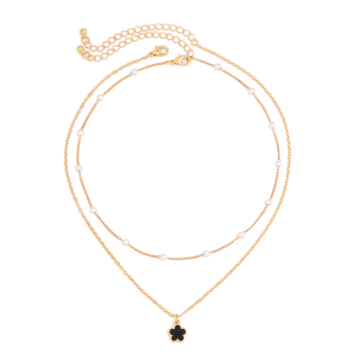 European and American cross-border jewelry, elegant five-leaf flower neck pendant, simple imitation pearl beaded flower necklace Application Scenario