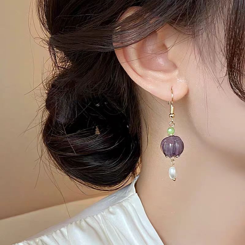 New Chinese-style lily of the valley flower pearl tassel ear hook unique and elegant earrings, light luxury and niche design high-end earrings for women details Picture